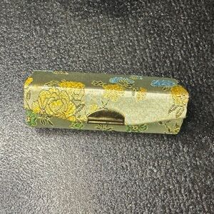 Vintage Retro Lipstick Compact Case w/ Mirror YIK FUNG